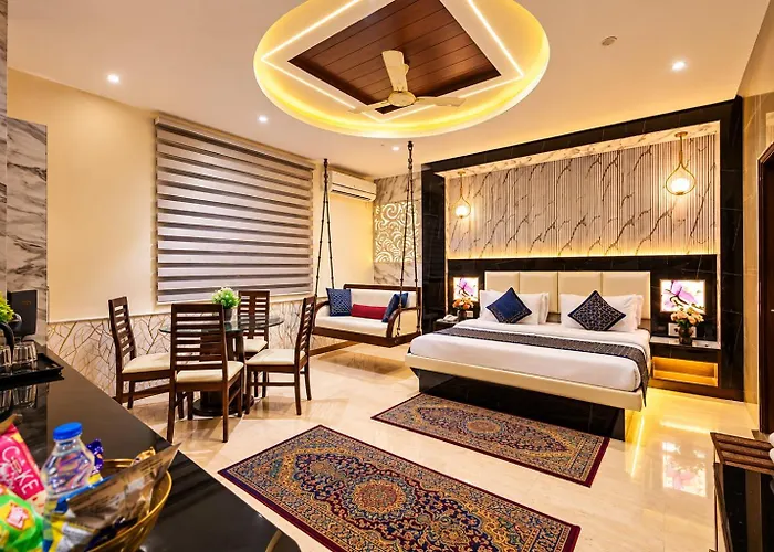 Hotel Baba Deluxe Near New Delhi Railway Station And City Center -By Rcg Hotels